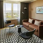 Ξενοδοχείο Pullman Fontana 4*