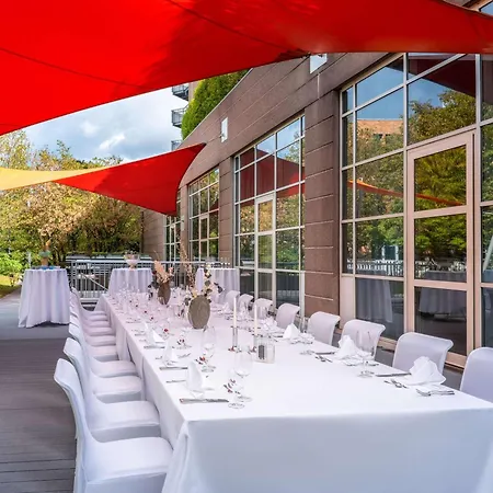 Pullman Fontana Hotel