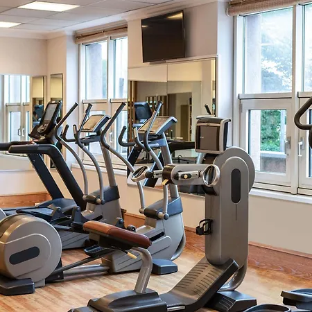 호텔 풀만 폰타나 4*