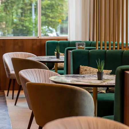 풀만 폰타나 호텔 4*