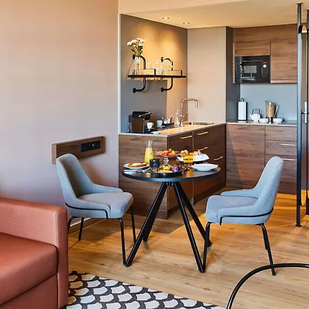 Pullman Fontana Отель