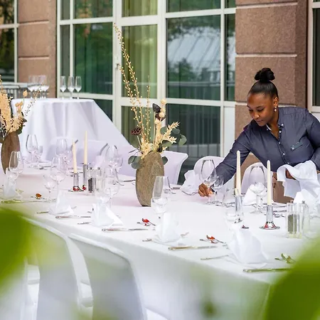 Hotel Pullman Fontana 4*