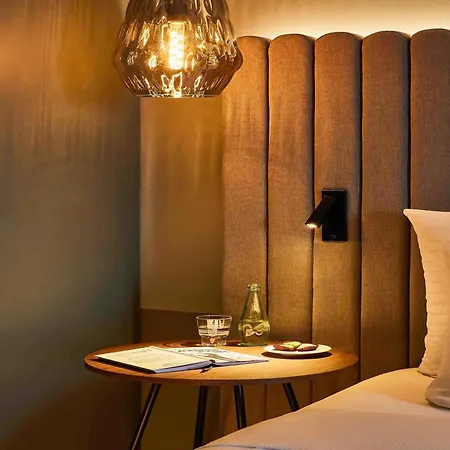 Pullman Fontana ホテル