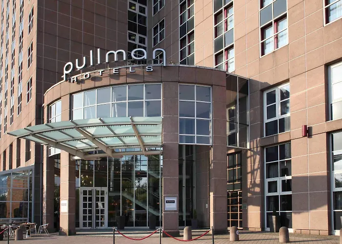 Pullman Fontana 4*