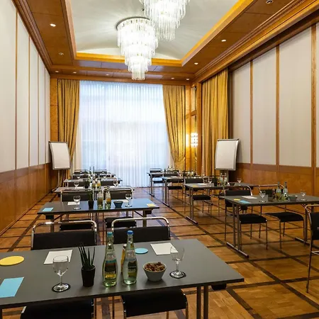 Pullman Fontana Hotel 4*